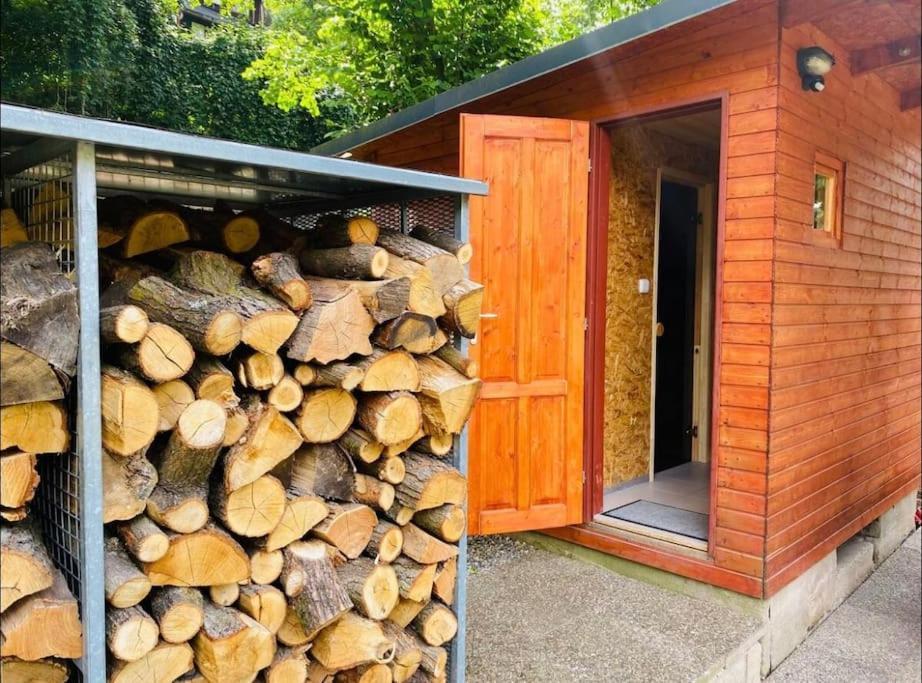 Glamping Paradise With Wellness Prázdninový dům
